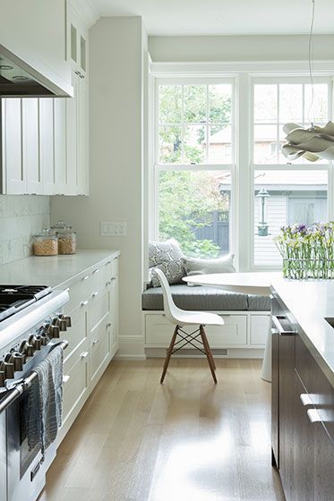 Leaside Residence - Kitchen Table